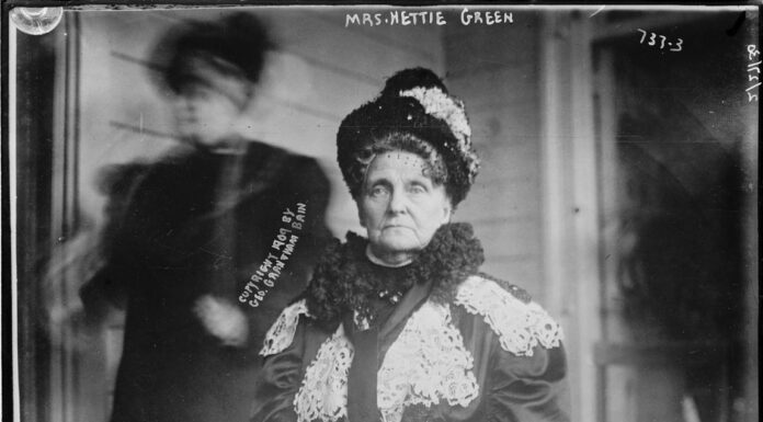 ЧТЕНИЕ ЖИЗНИ ПО ЦИ МЕНЬ: САМАЯ ЖАДНАЯ ЖЕНЩИНА В МИРЕ 1 часть