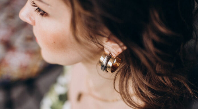 ЦИ МЕНЬ ОРАКУЛ СИТУАЦИИ ИЗ ЖИЗНИ: СДАЧА НА ПРАВА В АНГЛИИ