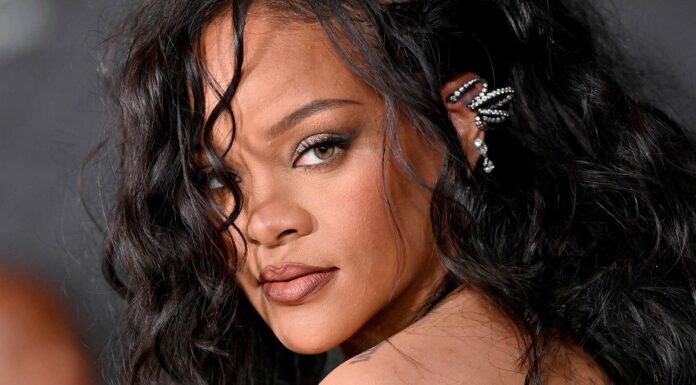 СЕКРЕТЫ БОГАТСТВА И УСПЕХА: РИАННА