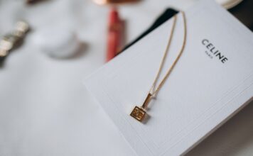 НОЧНЫЕ ВОПРОСЫ: А он вообще когда-нибудь меня любил? Или я придумала всё сама?