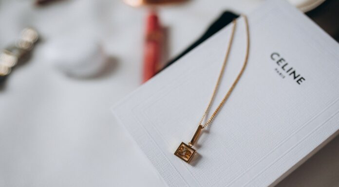 НОЧНЫЕ ВОПРОСЫ: А он вообще когда-нибудь меня любил? Или я придумала всё сама?