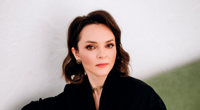 ИСТОРИИ ИЗ КОНСУЛЬТАЦИЙ: Он говорил, что просто дружит с бывшей