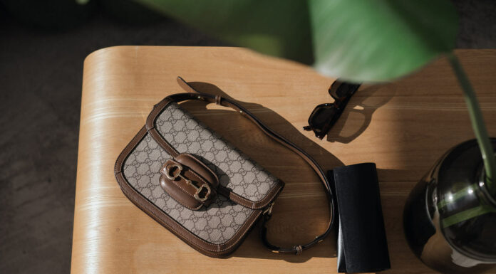 ОТЛИЧИЕ КУРСОВ: ЧТЕНИЕ ЖИЗНИ И ОРАКУЛА ЦИ МЕНЬ