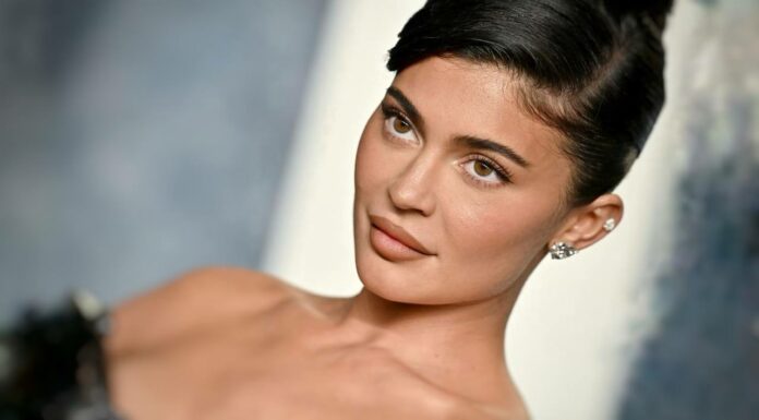 СЕКРЕТЫ БОГАТСТВА И УСПЕХА: КАЙЛИ ДЖЕННЕР