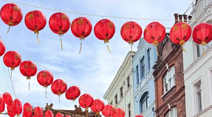 КАК ДОБАВИТЬ РОМАНТИКИ И СТРАСТЬ В ОТНОШЕНИЯХ