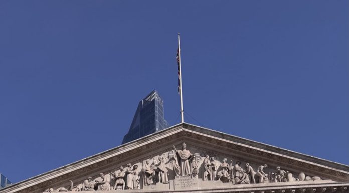 КАК ПОЛУЧИТЬ ПОМОЩЬ В СЛОЖНОЙ СИТУАЦИИ И НАЙТИ ВЫХОД, КОГДА КАЖЕТСЯ, ЧТО ЕГО НЕТ?
